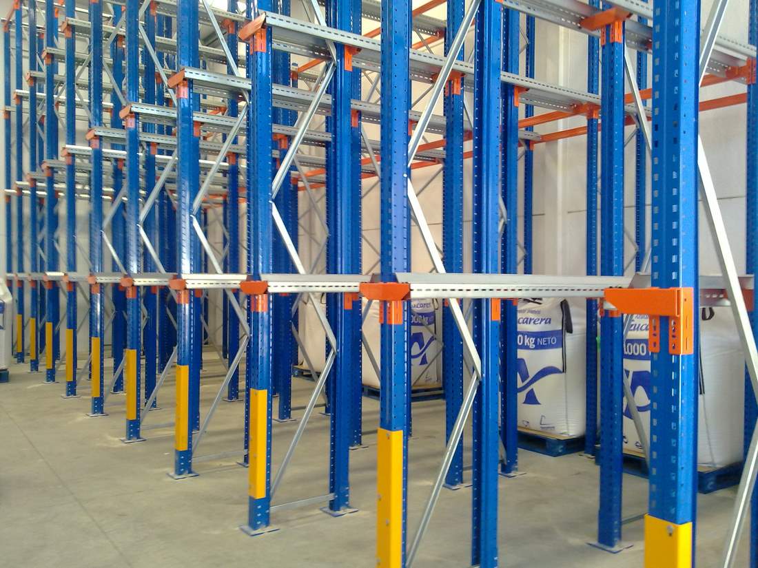 Galería de Imágenes de Estanterías Industriales NOEGA Systems